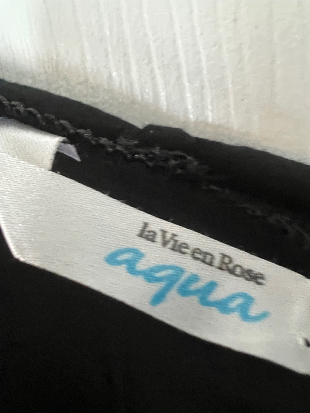 La Vie En Rose Black Sleeveless Button-Up Swim Coverup - Picture 2 of 3